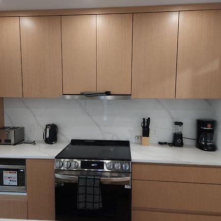 Signature Luxe Top-Floor Townhouse 2Br, 3Ba With Stunning Views Vancouver Buitenkant foto