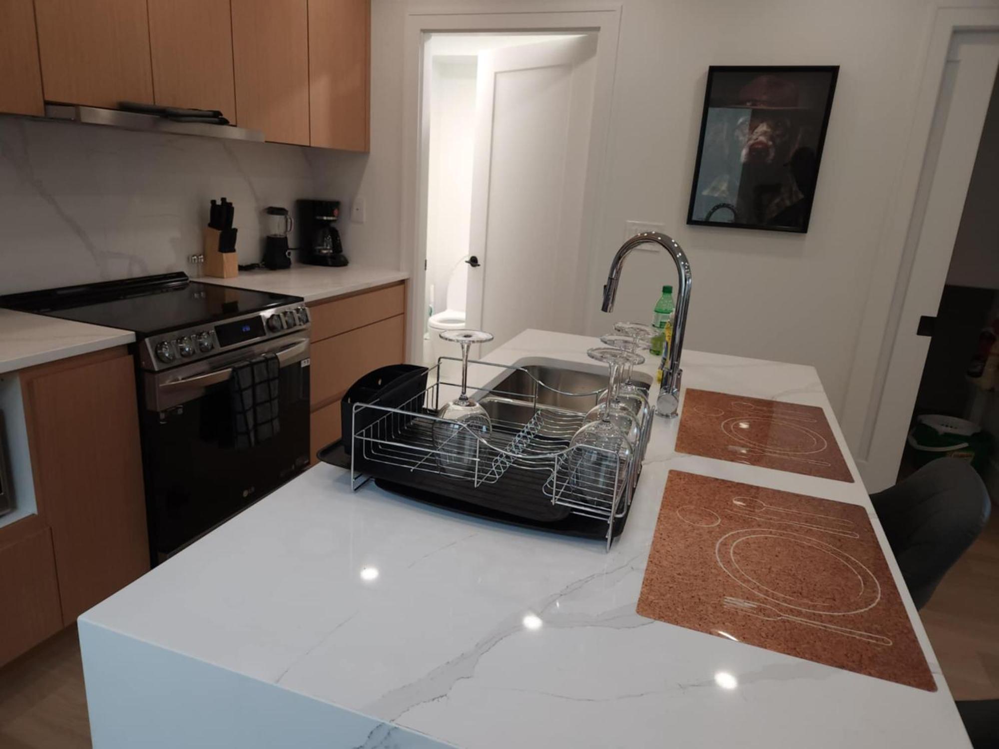 Signature Luxe Top-Floor Townhouse 2Br, 3Ba With Stunning Views Vancouver Buitenkant foto